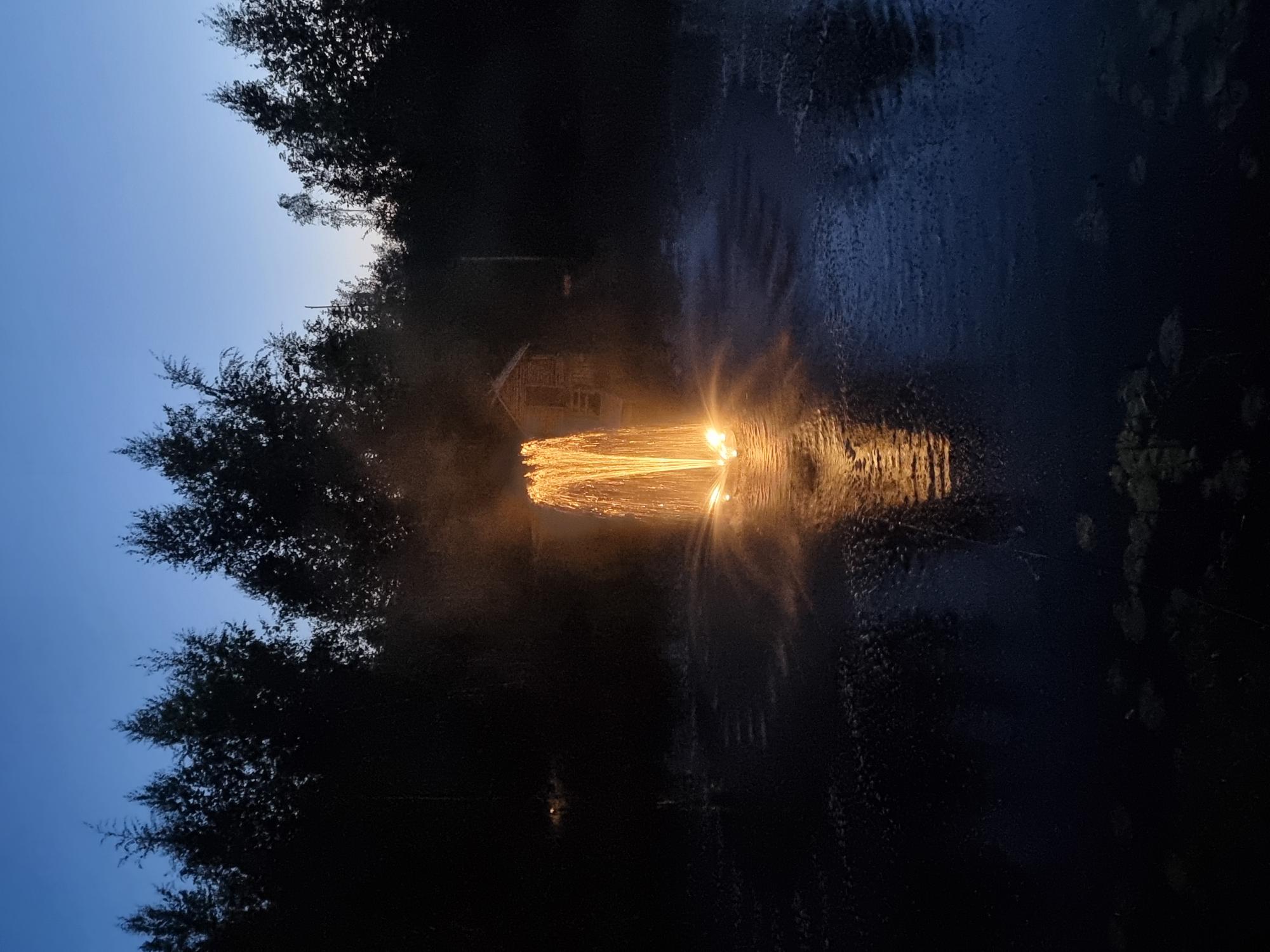 Kelluvasuihkulähde 35000 / Flytandefontän 35000